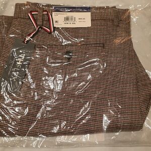 Tommy Hilfiger Tate Mens 36x30 Modern Stretch Performance Grey/Red